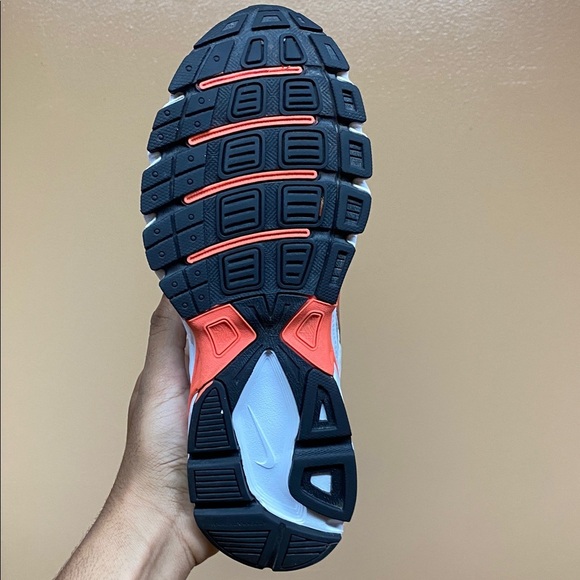 2011 Nike Initiator Women’s Running Sneakers “White Orange” Size 8  394053-180 - Picture 14 of 16